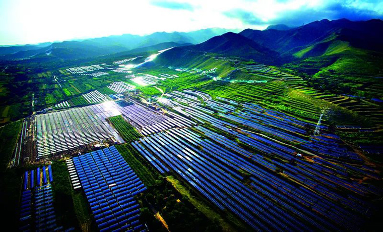 山西：光伏藍(lán)色好風(fēng)景帶來(lái)綠色好“光”景