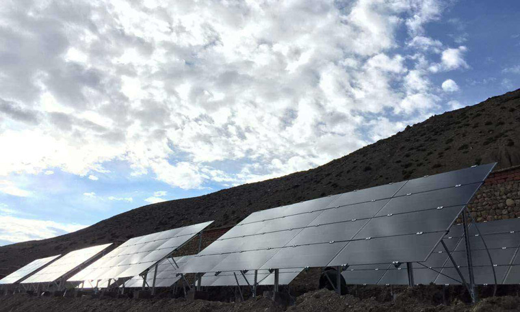 碲化鎘薄膜發(fā)電原理，薄膜發(fā)電和晶硅發(fā)電的優(yōu)缺點