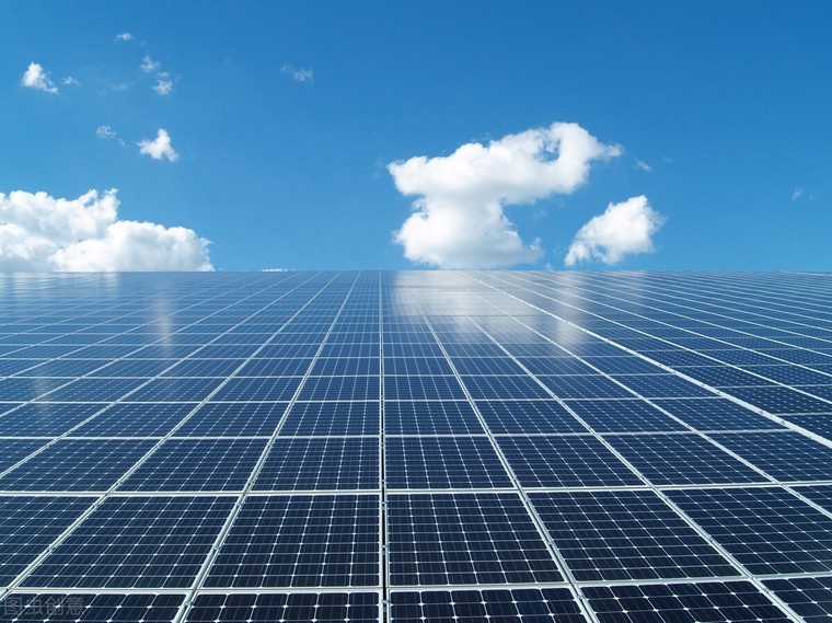 建50畝光伏發(fā)電需要投資多少錢，3mw光伏投資要多少