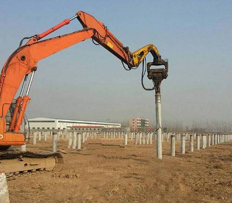 打樁機(jī)：山地光伏打樁的基本要求，光伏打樁前需要做什么工作