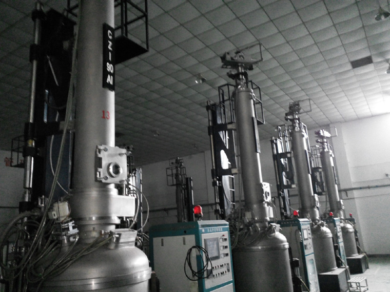 單晶爐工作原理，單晶爐為什么用氬氣