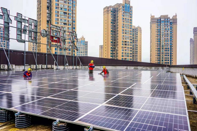 光伏發(fā)電晚上都顯示正常是有故障嗎？夜晚是怎么解決用電問題？